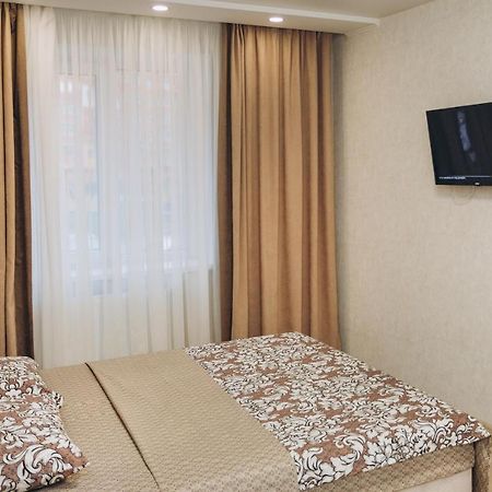 Luxe Apart-Hotel Near Lavina New Building 1 Floor Суми Екстер'єр фото