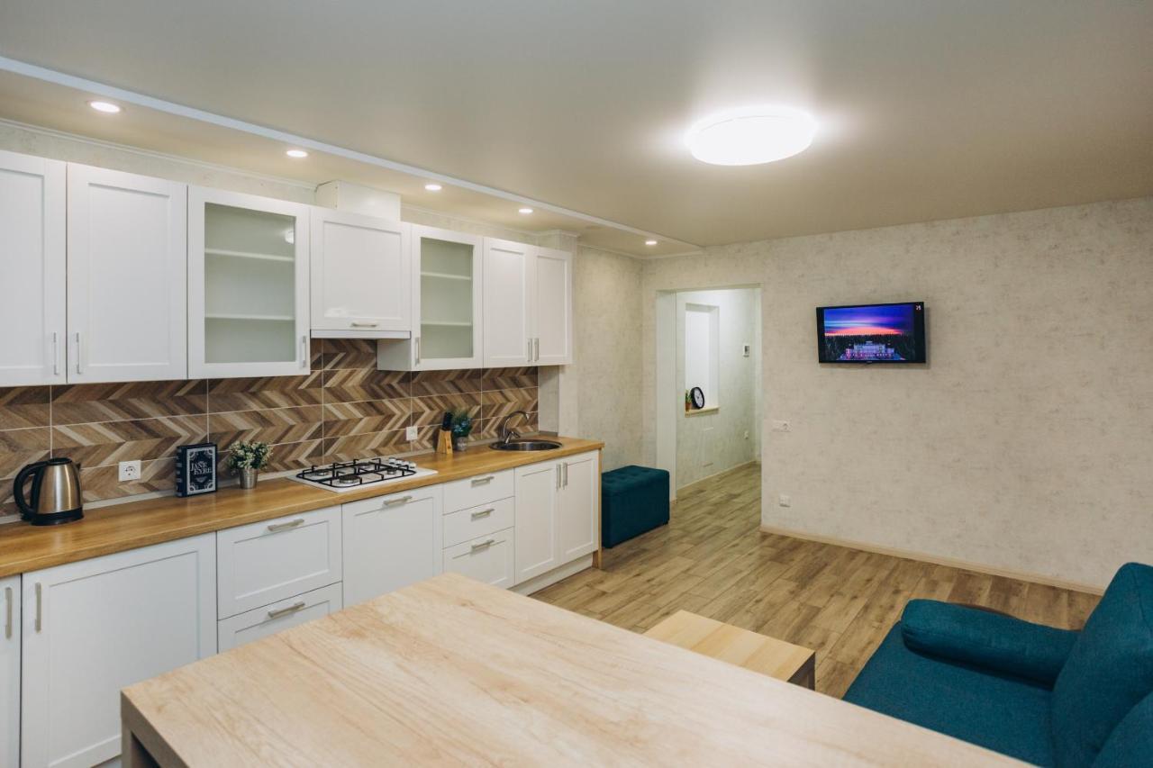 Luxe Apart-Hotel Near Lavina New Building 1 Floor Суми Екстер'єр фото